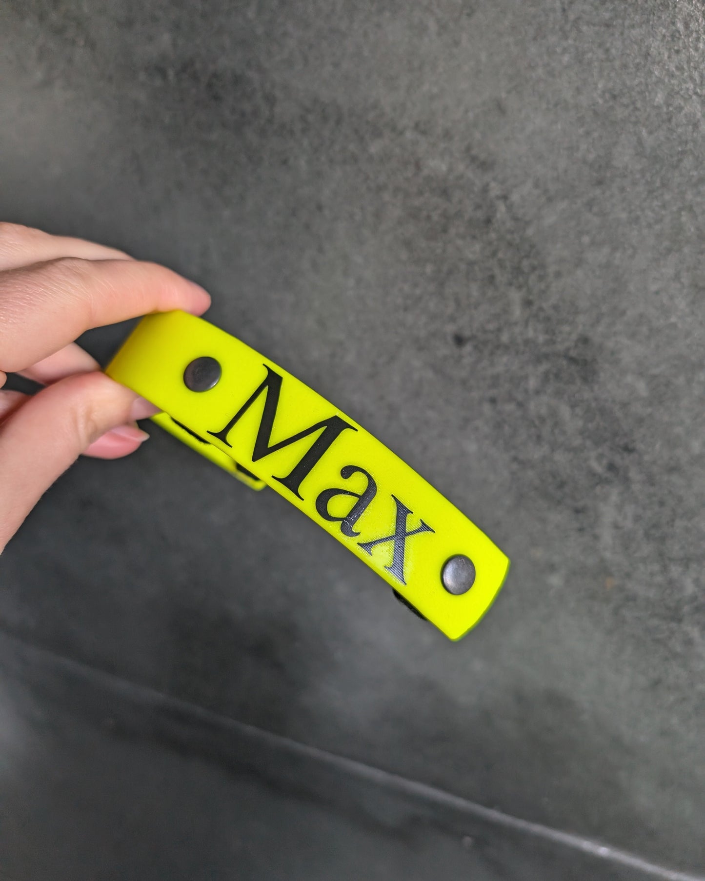 Name print on collar